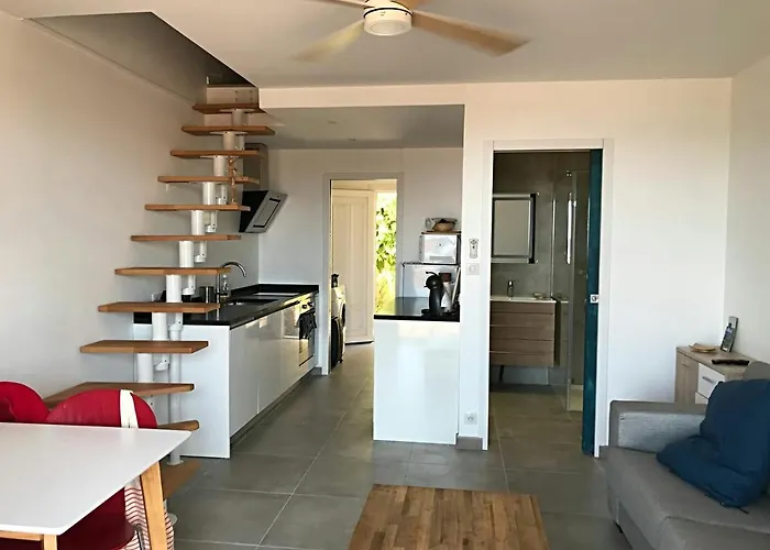 Loft T3 Duplex Vue Porquerolles イエール